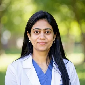 Dr. Munawwer	Sana